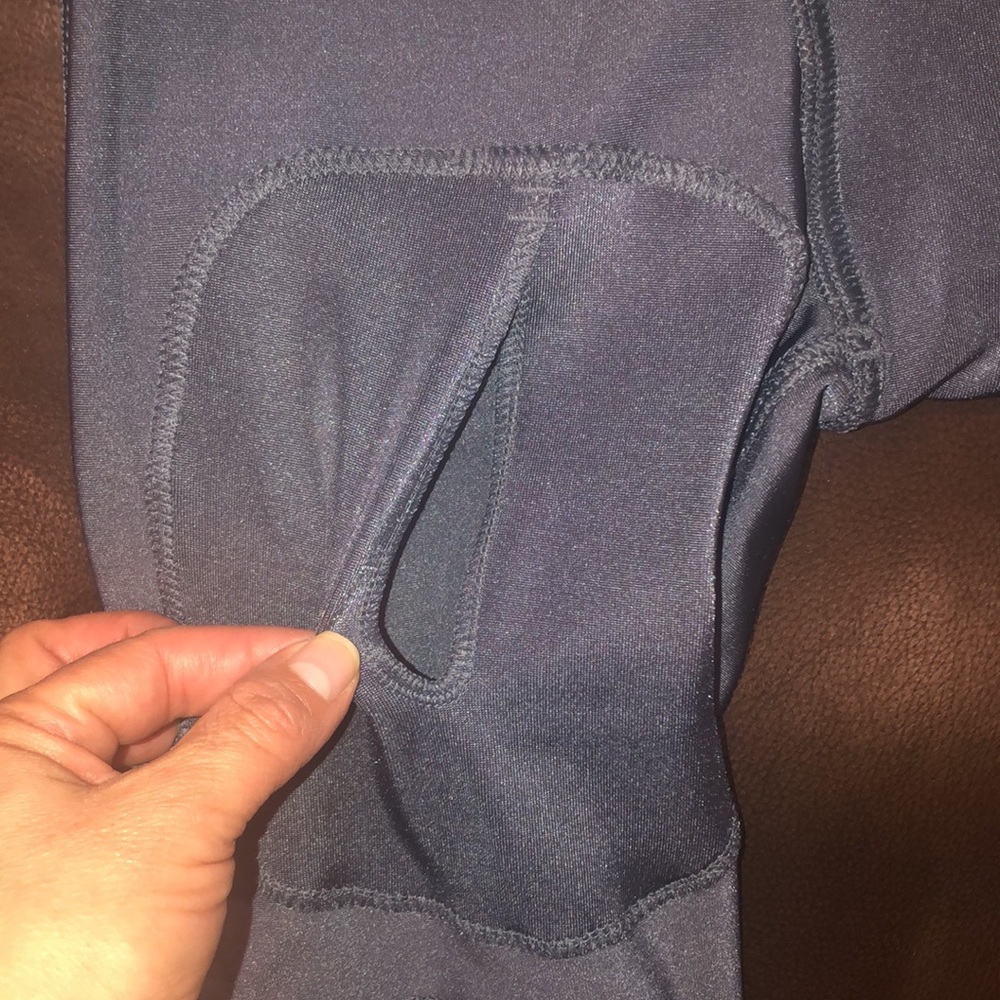 BNWT Adidas football pants for boy - Picture 8 of 8
